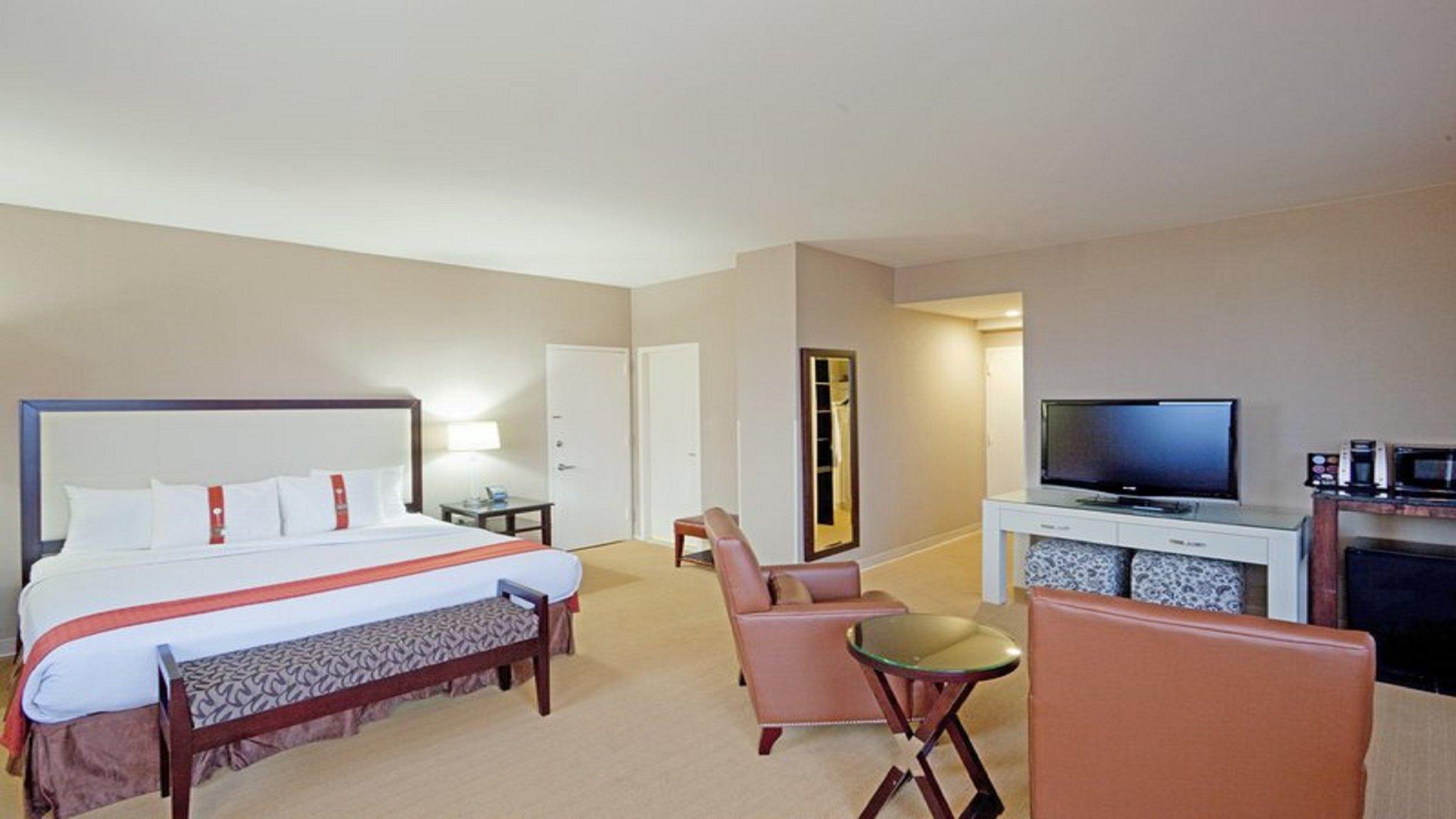 Holiday Inn & Suites Marlborough, An Ihg Hotel Eksteriør bilde